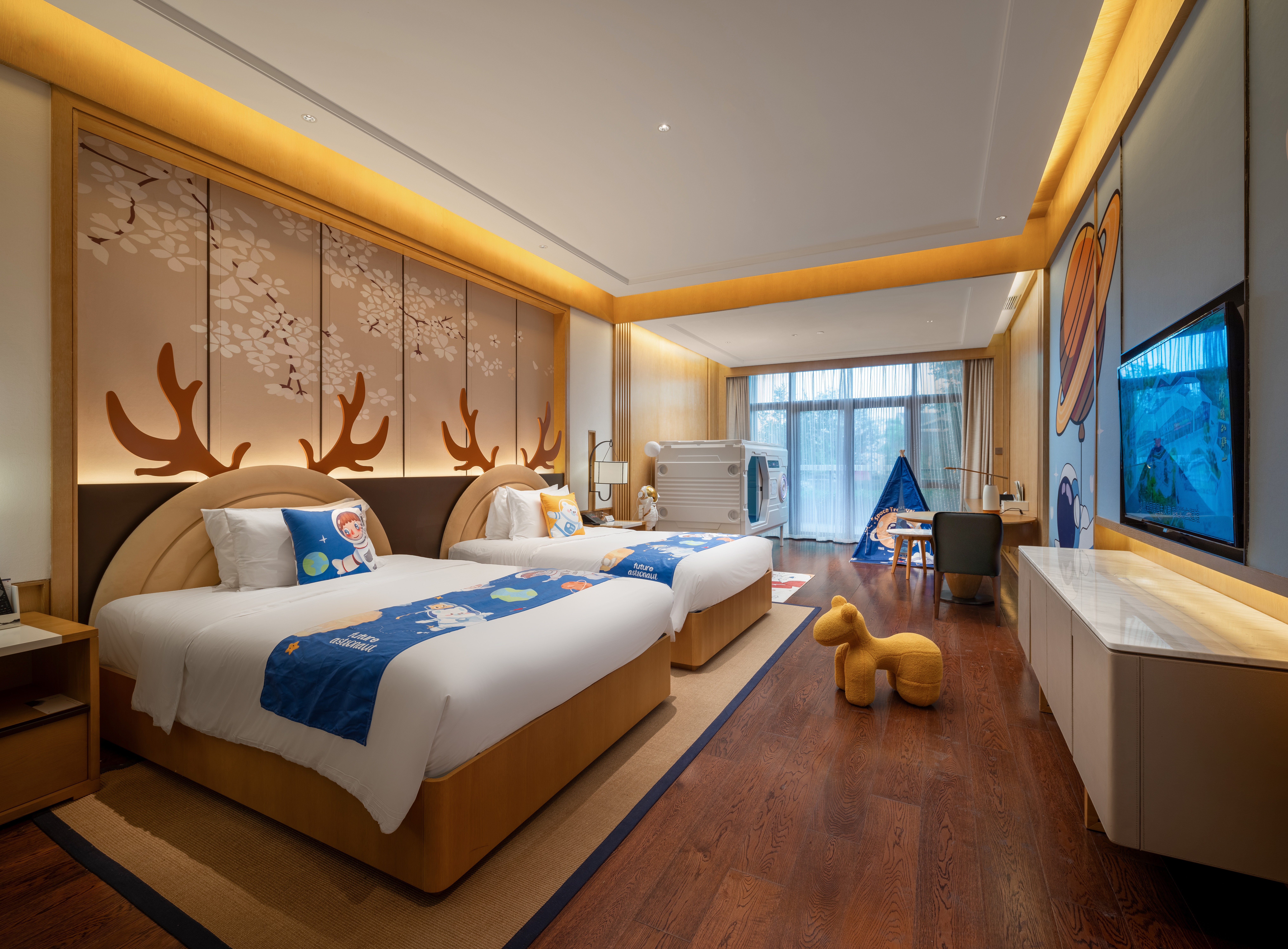 糖果星球亲子三床套房（超大空间丨阳台丨太空舱丨帐篷）