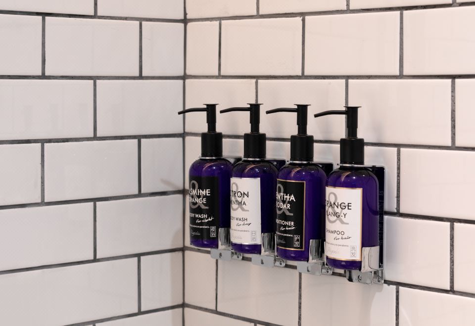 Pagoda Hotel, Baoan,Qianhai, ShenzhenFamily Triple Twin Room