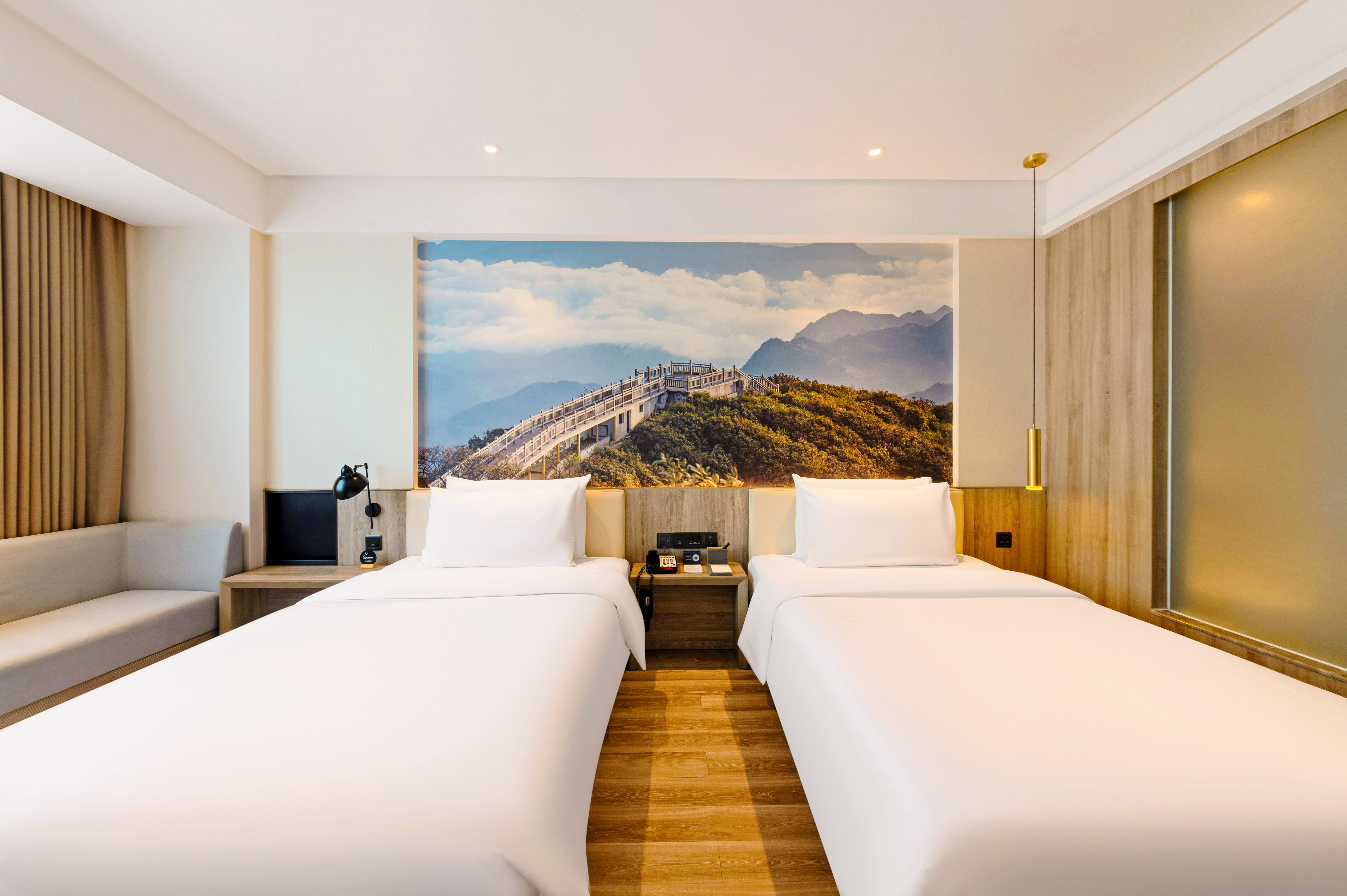 高级双床房（LaiFen吹风+普兰特床垫）