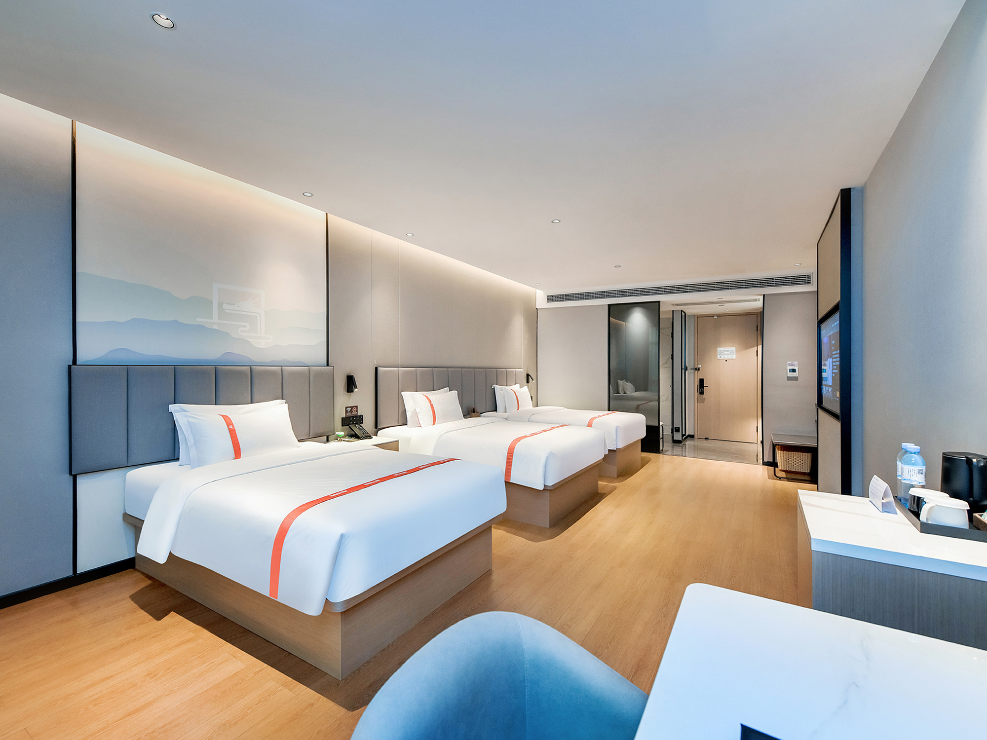 豪华三床房（落地窗+休闲时光）