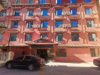 Orange Hotel