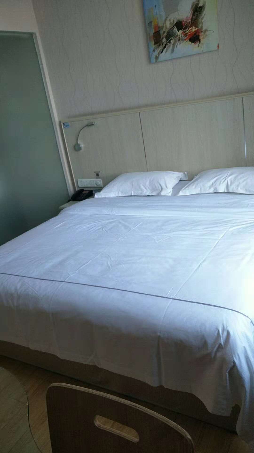 大床房（无窗）