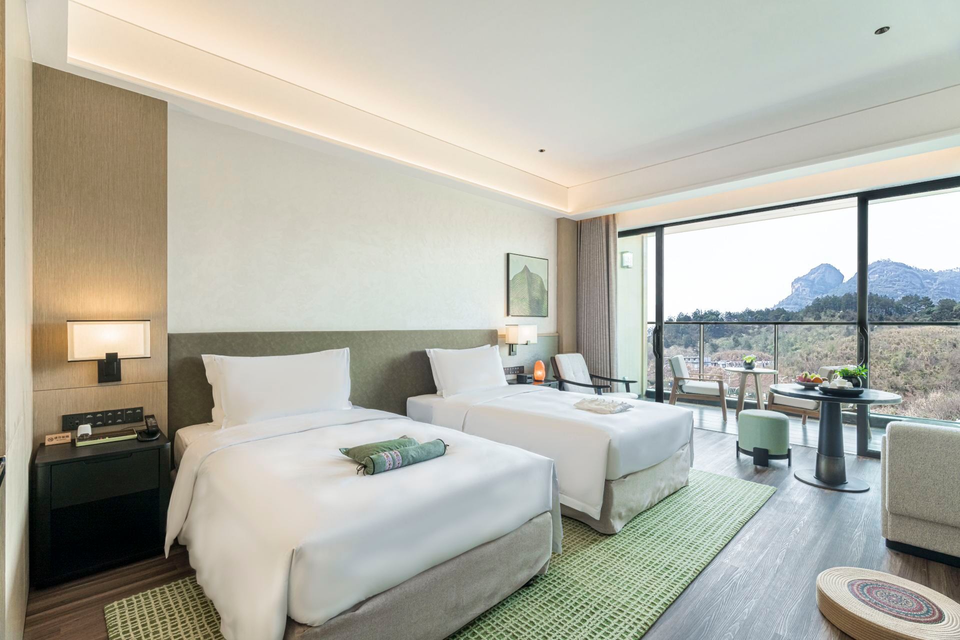 Superior Twin Bed Room With Mountain View