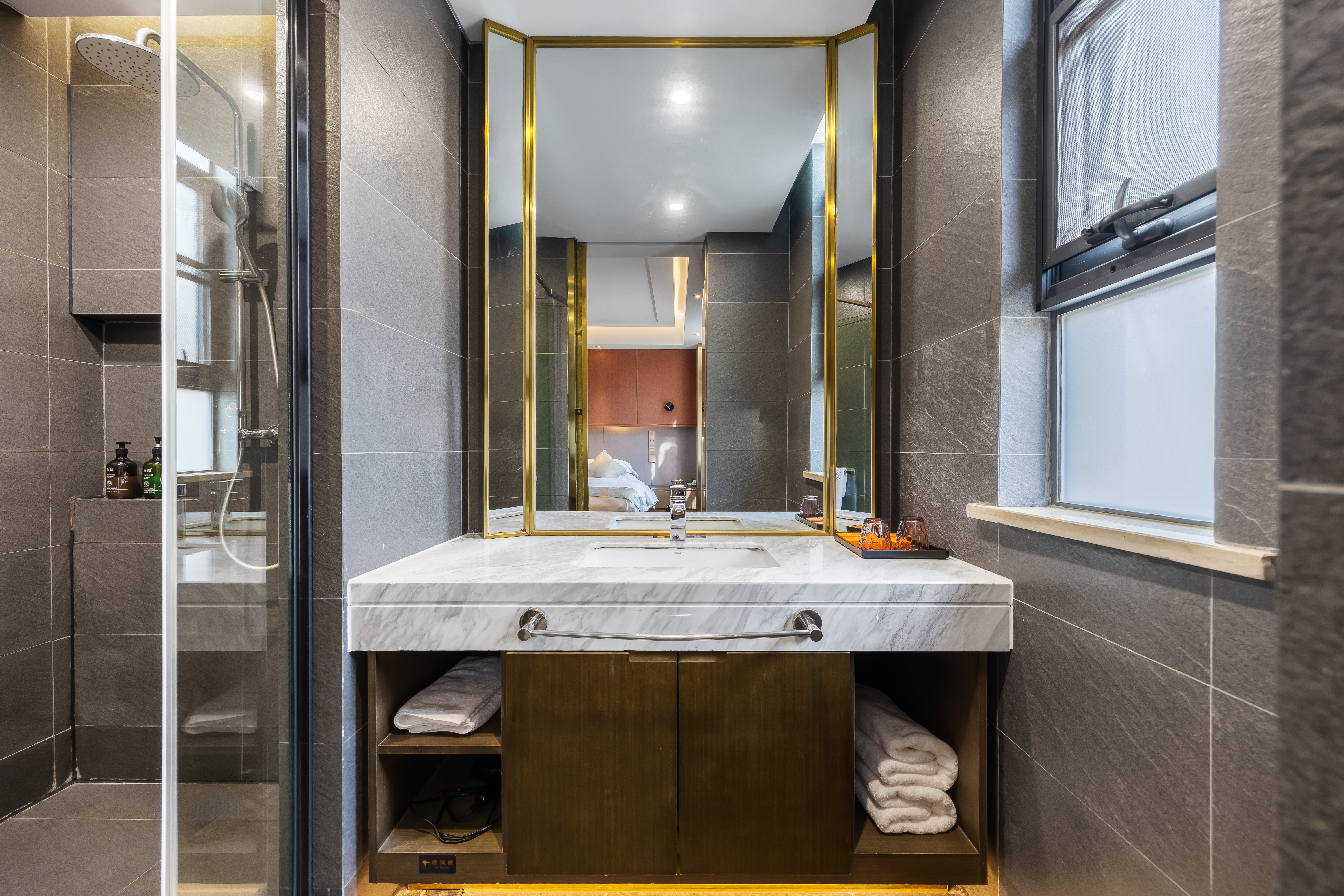 美致行政大床房