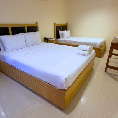 標準小屋 白石水上樂園及沙灘酒店優惠