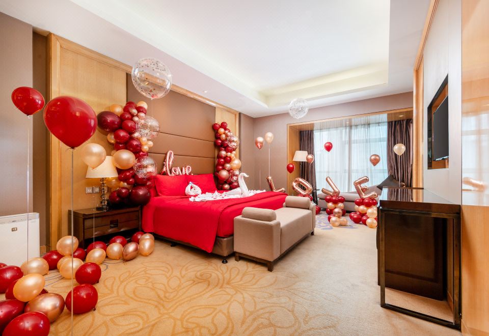 浪漫滿屋婚房（獨立會客廳+雙衞+浴缸+主題佈置）