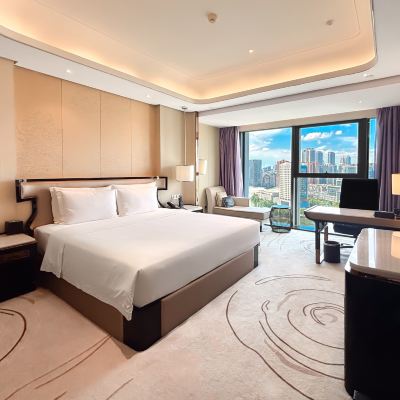 豪華湖景大床房（盡覽沙湖美景） 武漢友誼國際飯店優惠