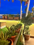 Holiday Hostel Hotel di 