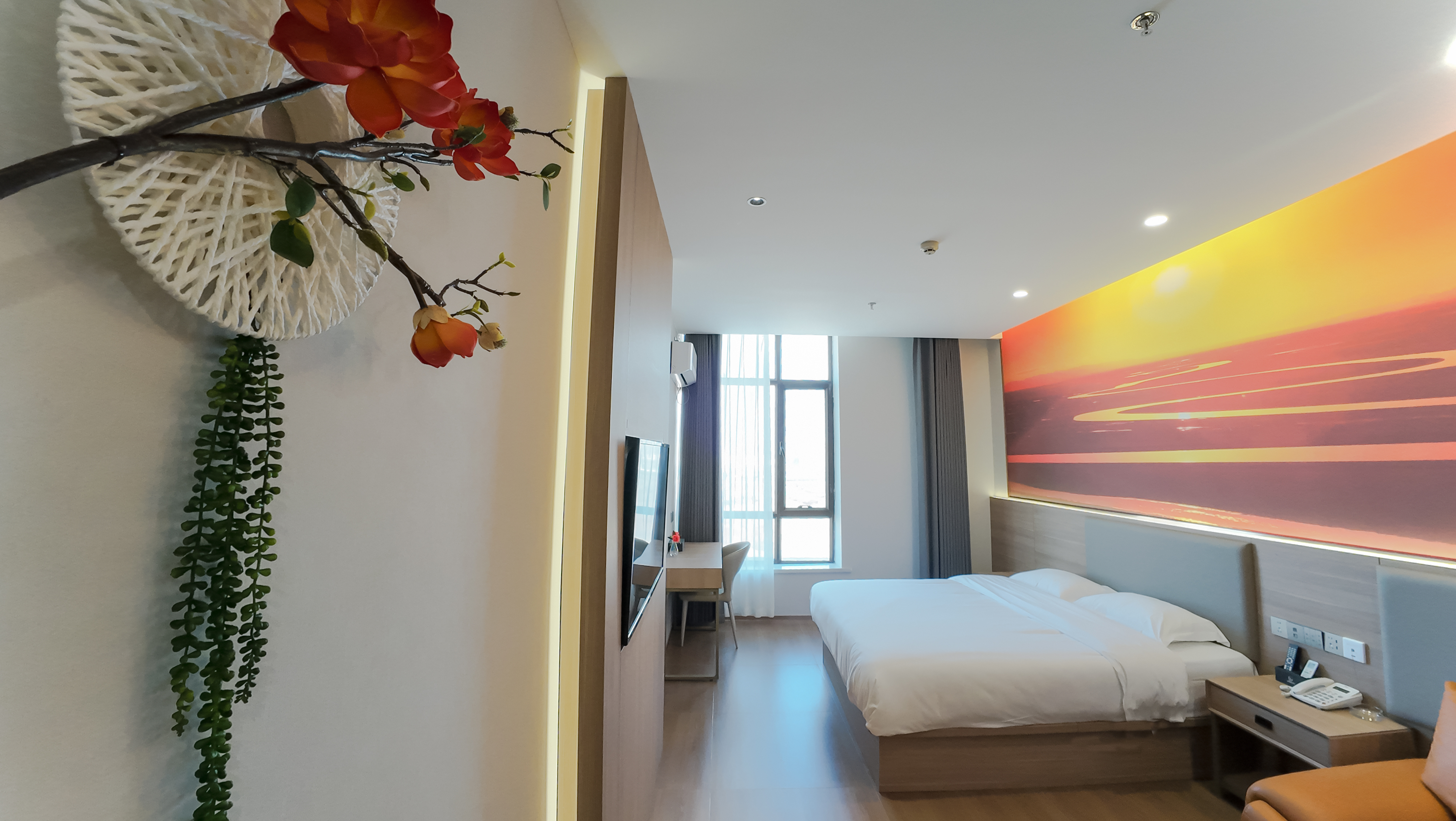 Bolante HotelWarm bed room