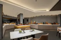 Atour Hotel (Lanzhou Zhangye Road Pedestrian Street Provincial Government Subway Station)