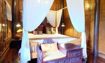 เรือนไทยพราวพิมาน Proudpiman Thai House - Housity
