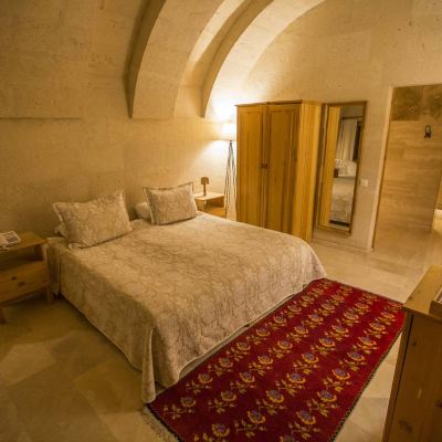 豪華房（帶露台） 基斯塔洞穴酒店優惠