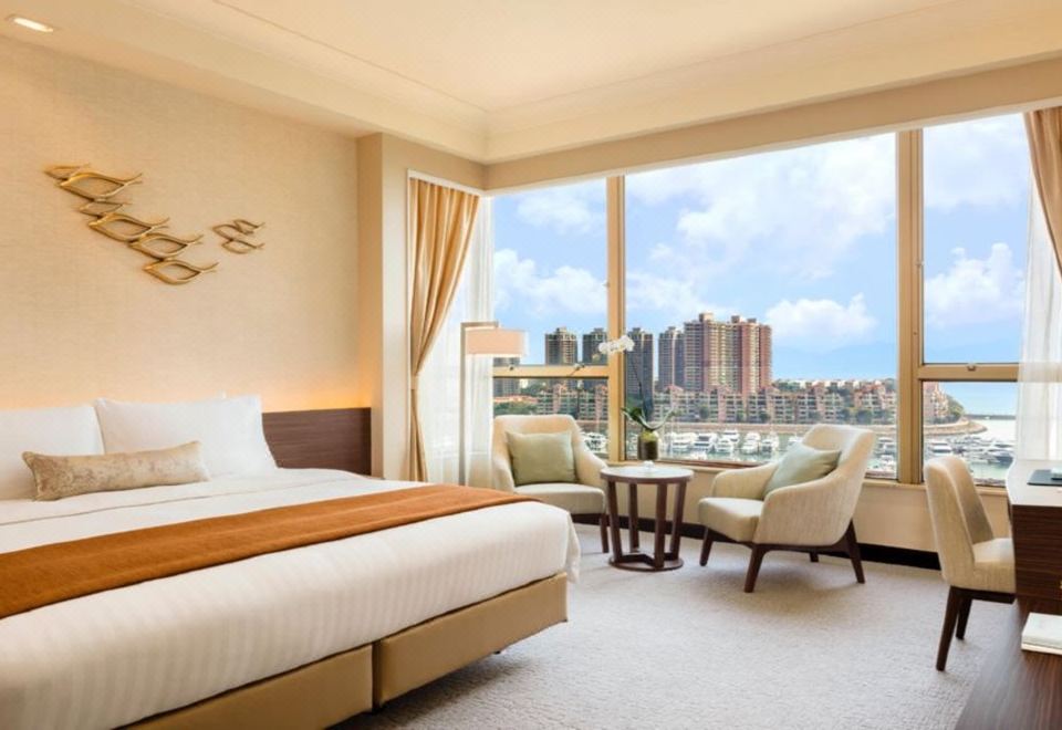Hong Kong Gold Coast HotelDeluxe Seaview Double Room(Cleaning Twice Every Seven Days)