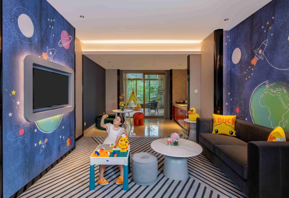 Dongguan Marriott HotelStarry Explorer-B.Duck Family Theme Suite