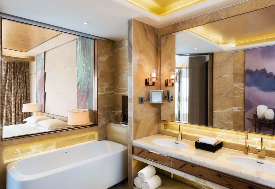 太湖日出·270°高空广角湖景套房（纵览太湖）