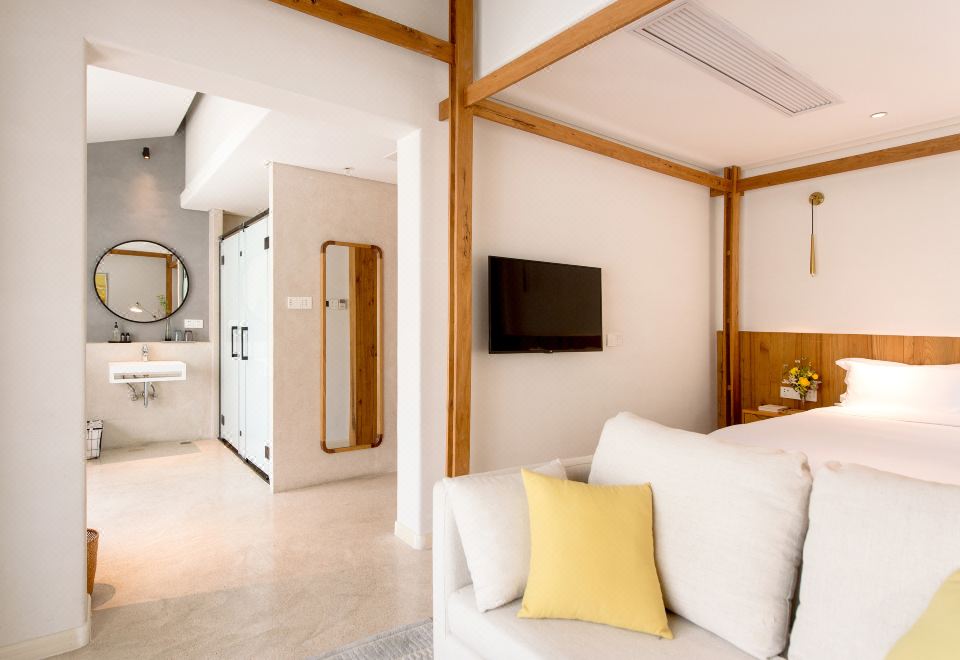 院景大床房（直觀山景）