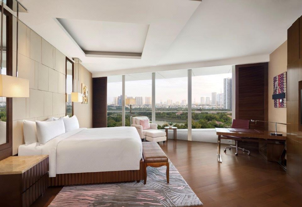 JW Marriott Hotel HanoiExecutive Suite Lake View, Balcony, Executive Lounge Access