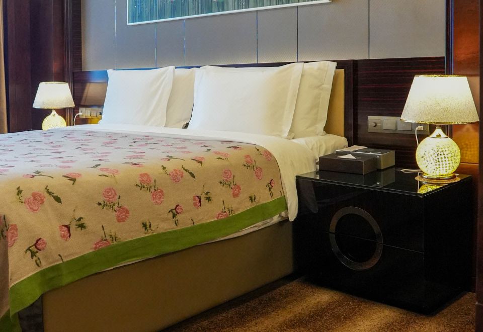 玫瑰主题高级套房