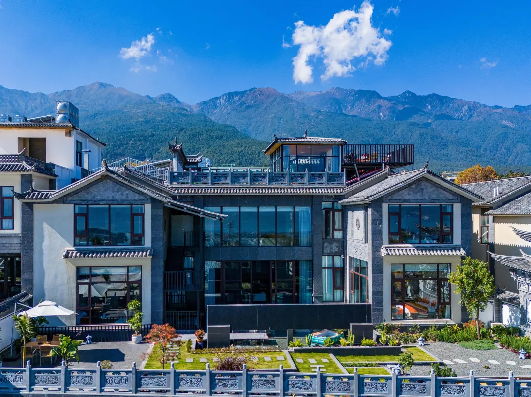 Dali Mountain Sea Cloud Residence Sea View Resort Hotel - Dali