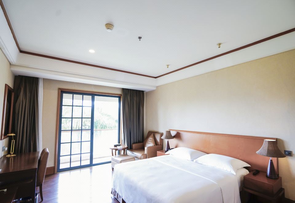Huquan Resorts & SpaStandard Room (Double Bed)