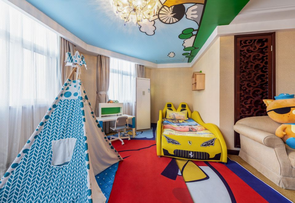 Family Friendly Room (Double Bed)