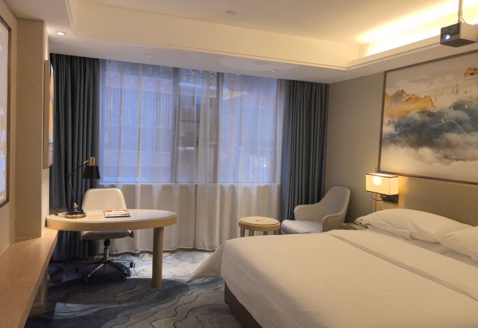 Vienna Hotel (Longhui Bus Terminal)Featured Room (Double Bed)