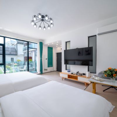 錦瑟年華陽台家庭房【獨立陽台·70寸智能電視】 大理古城來之星宿優惠