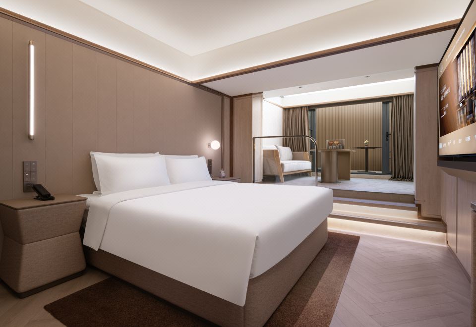 露台豪华大床房（星空夜景、室外露台、香氛晶石）