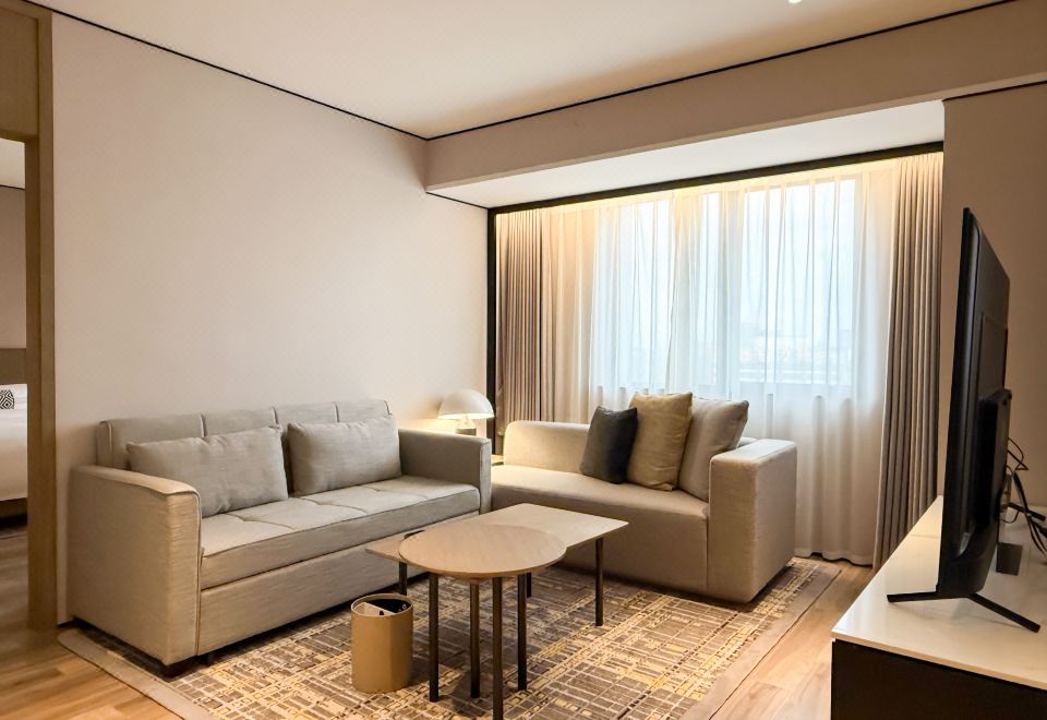 豪華家庭套房+梳化床