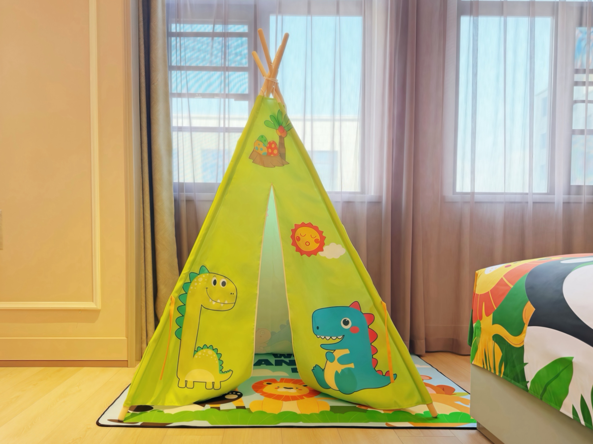 欢乐动物派对家庭套房（主题床品空气净化器智能马桶）