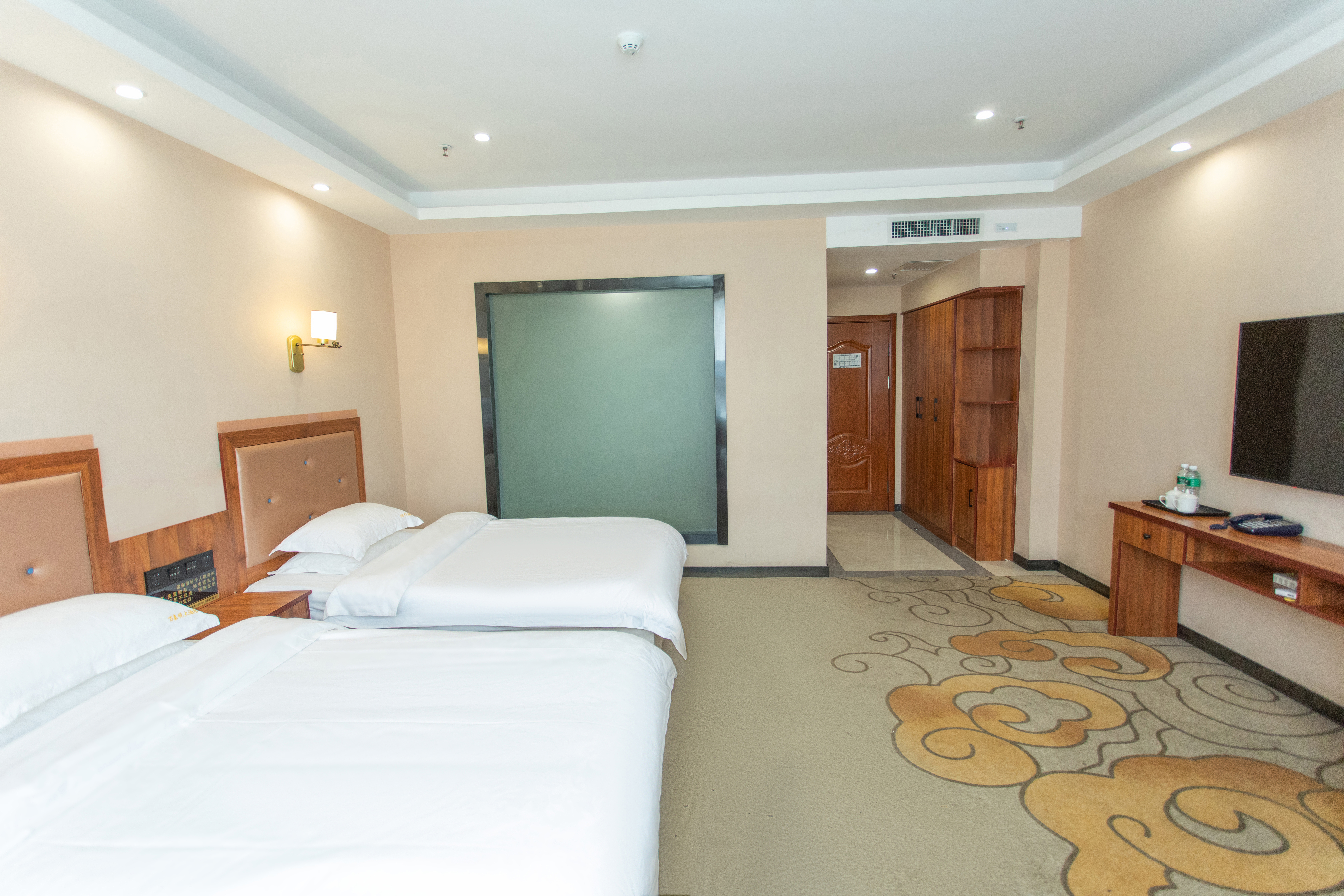 Huocheng Wanjiayue Hotel豪华中式双床房（舒适床品+超大空间）