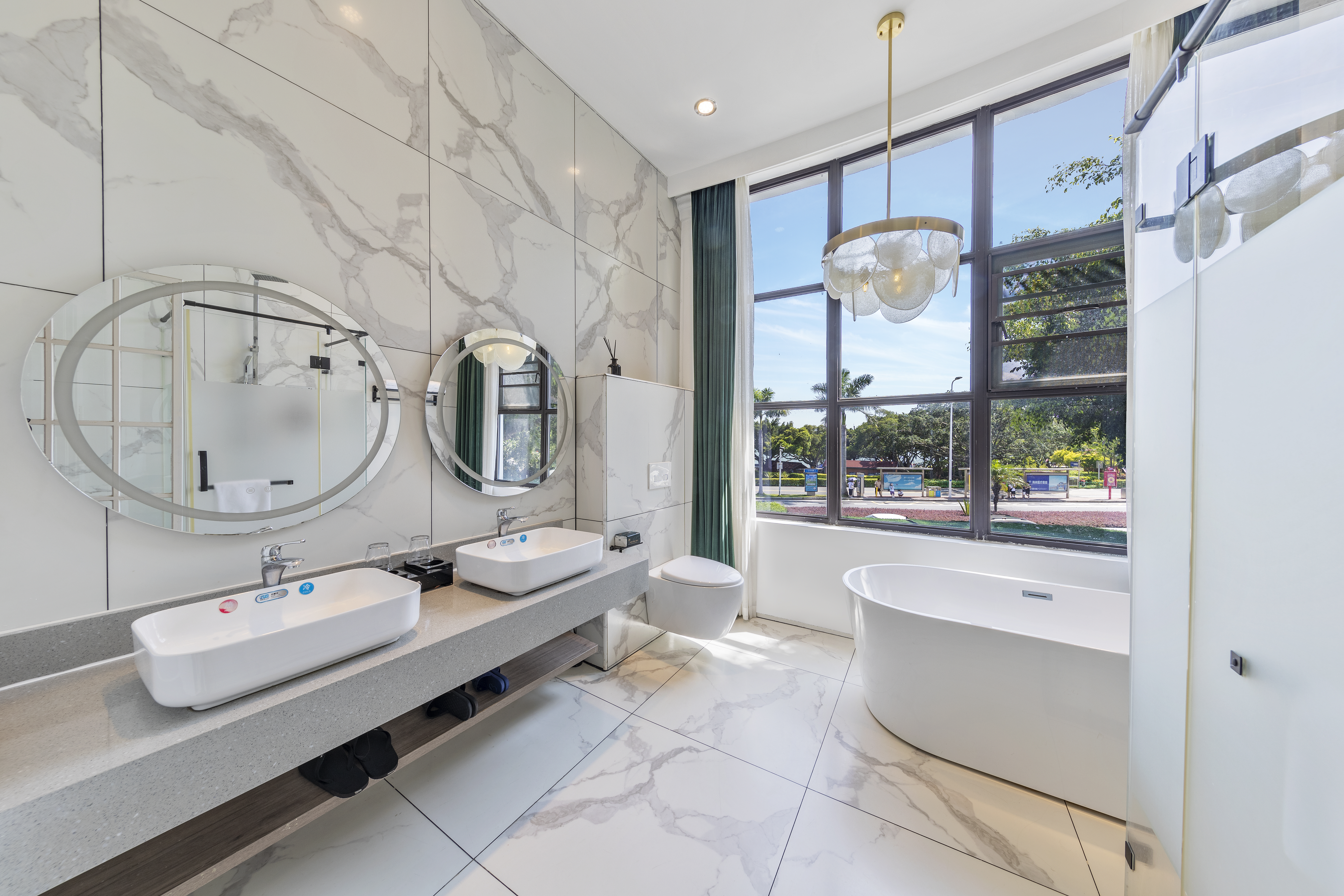 看海.直面海景陽臺大床房