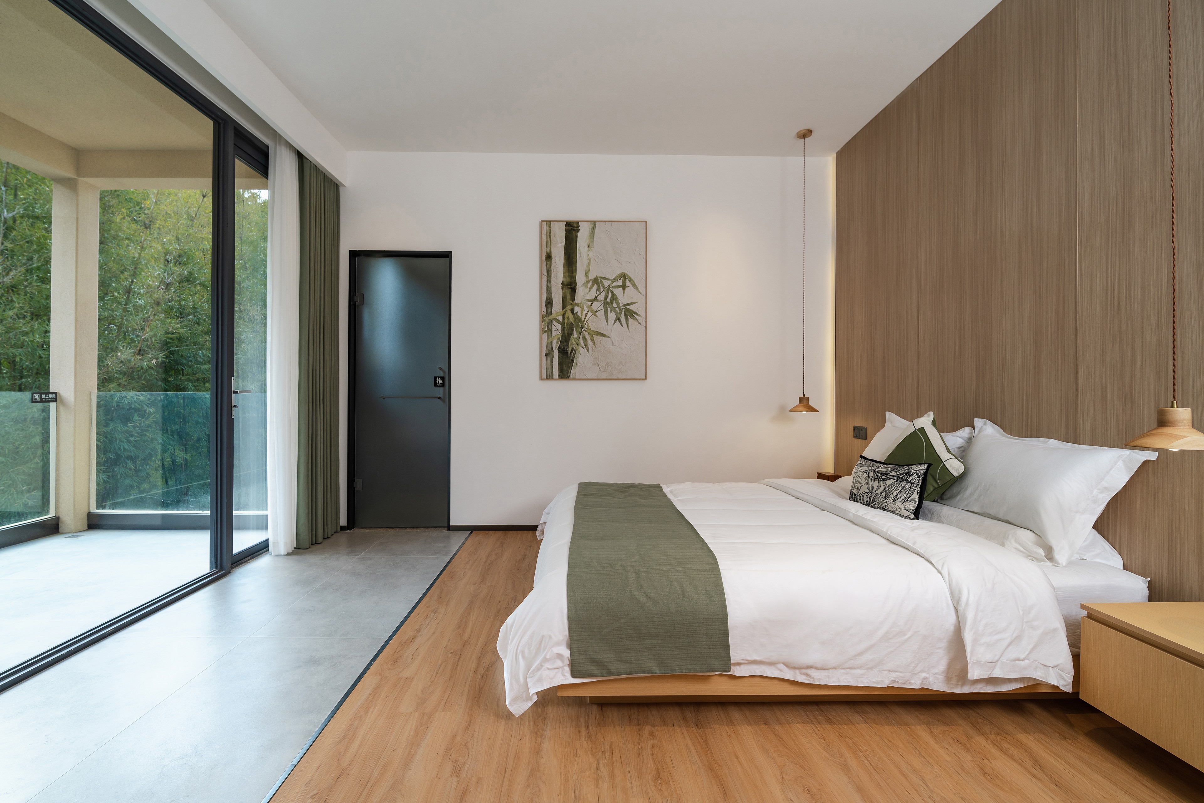 山涧大床房-阳台