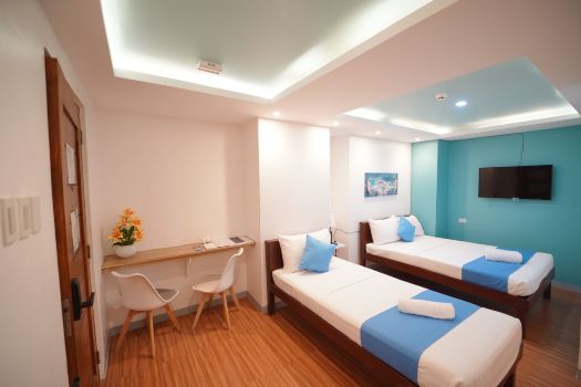 Arzo Hotel Premier