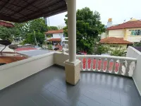 Kota 3BR Townhouse 5 Pax - TVBox/Mahjong/Jonker Ξενοδοχεία στην πόλη 