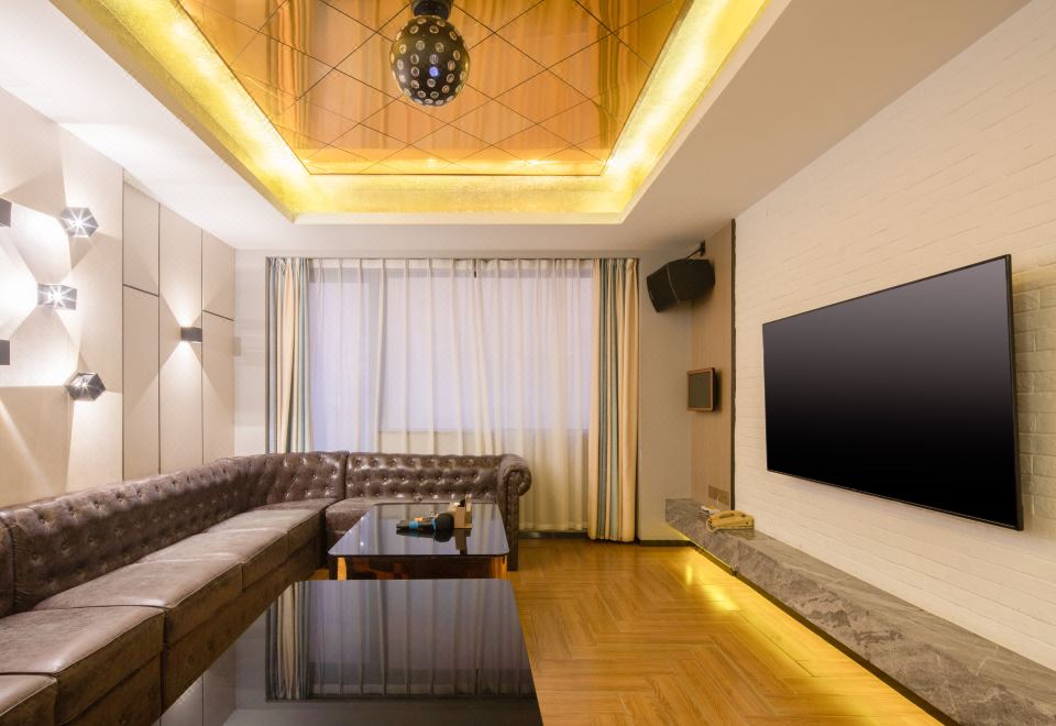 豪华温泉别墅4房A户型（带麻将+KTV）