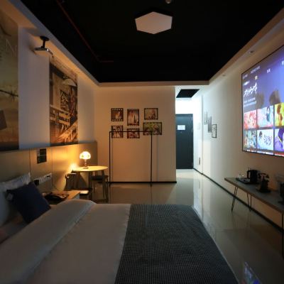 豪華大床房 好來屋電影飯店（珠海拱北口岸店）優惠