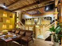 Piedmont Hot Spring Villa Hotel di Jiuzhaigou