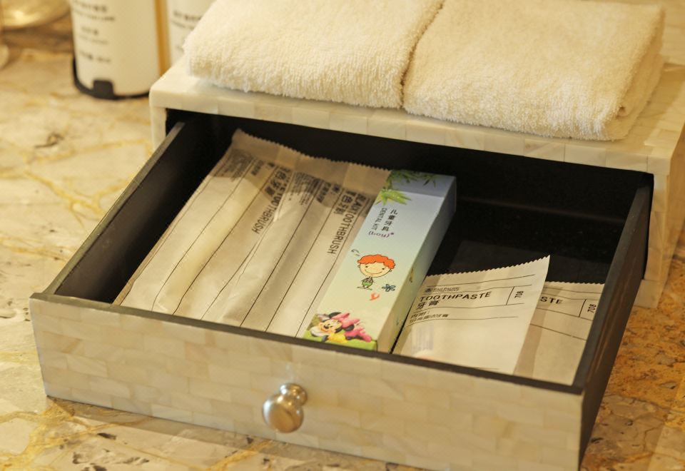 Pan Pacific BeijingFamily Friendly Deluxe Room (King Bed)