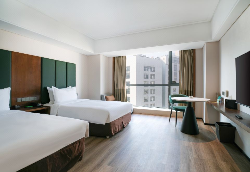 Holiday Inn Qingdao City CentrePremier Room-Two Beds