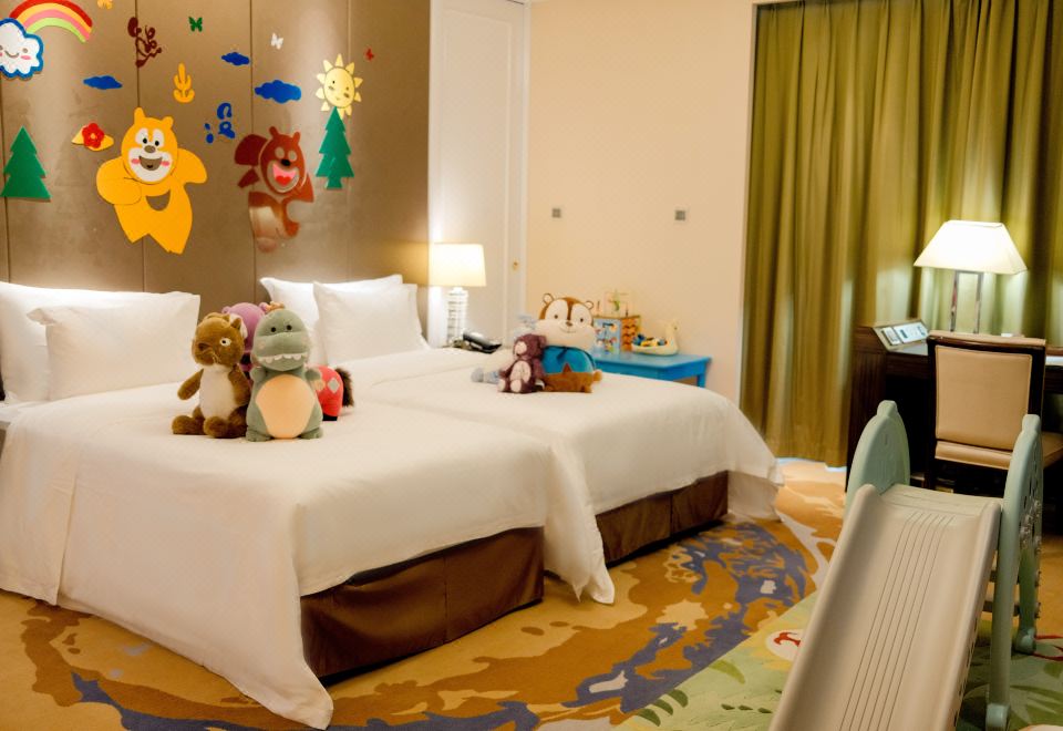 奇幻森林妙趣家庭房