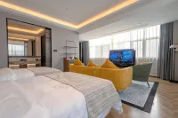 Yining NingBai Hotel（International Airport of YINING ）
