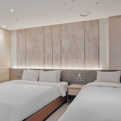 디럭스 패밀리 트윈 (비전망) 호텔 아쿠아 펠리스 쿠폰