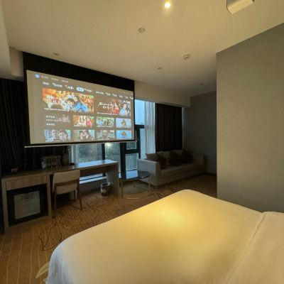 中山系影視大床房 廈門非格飯店（中山路步行街輪渡碼頭店）優惠