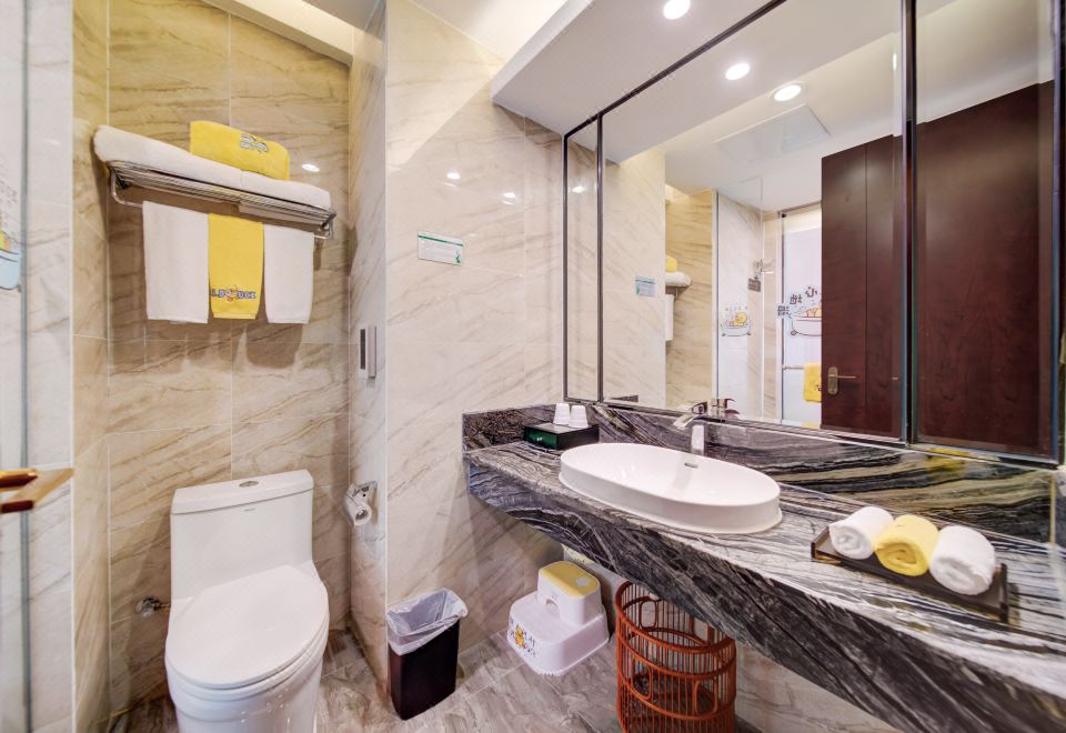 小黄鸭亲子双床房（小冰箱）