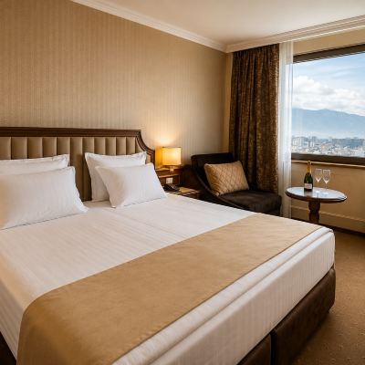 Premium King Room Astoria Grand Hotel Promo Code