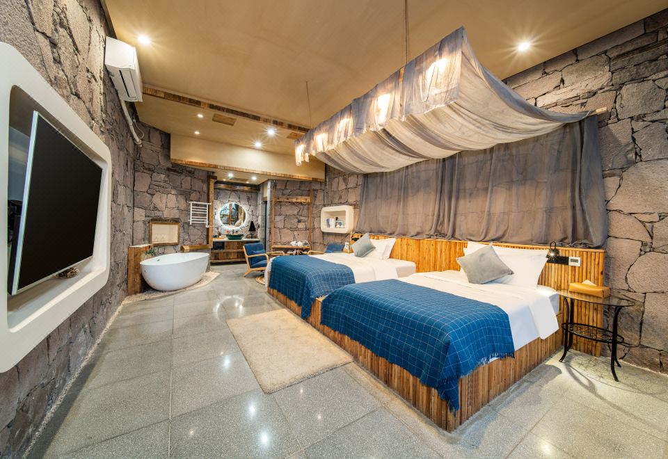 Pushimijing Inn Special Family Twin Room With Hot Spring