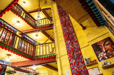 Tone · Chain · Poshtel (Lhasa Jokhang Temple Ancient City) Hotel a 
