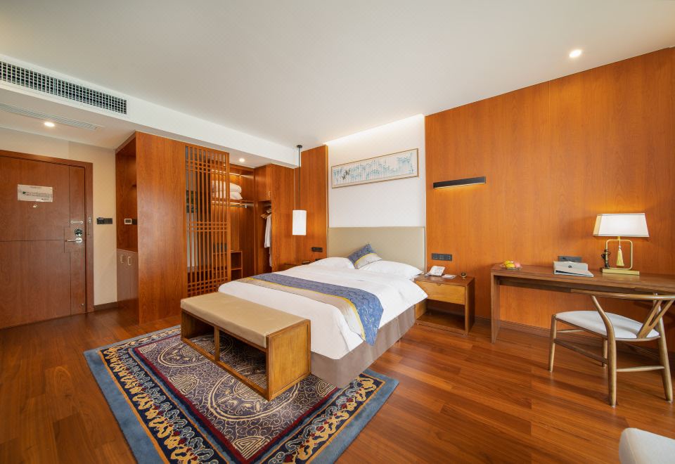 园林观瀑大床房