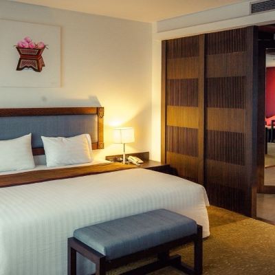 皇家套房 蘇內大酒店和會議中心優惠